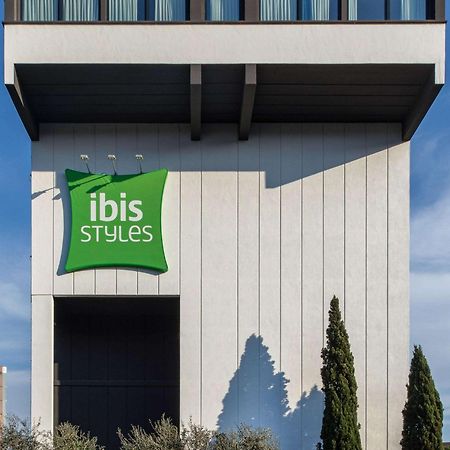 Hotel Ibis Styles Roma Aurelia Exterior foto